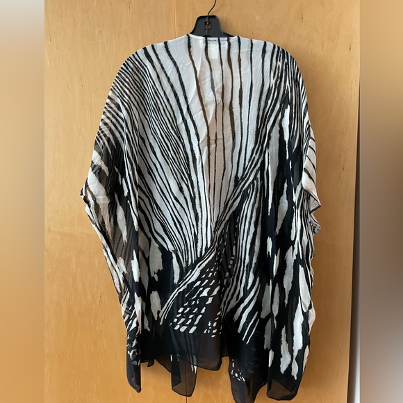 Caroline Rose swimsuit cover up - animal print. One size. New with tags! - Picture 6 of 8